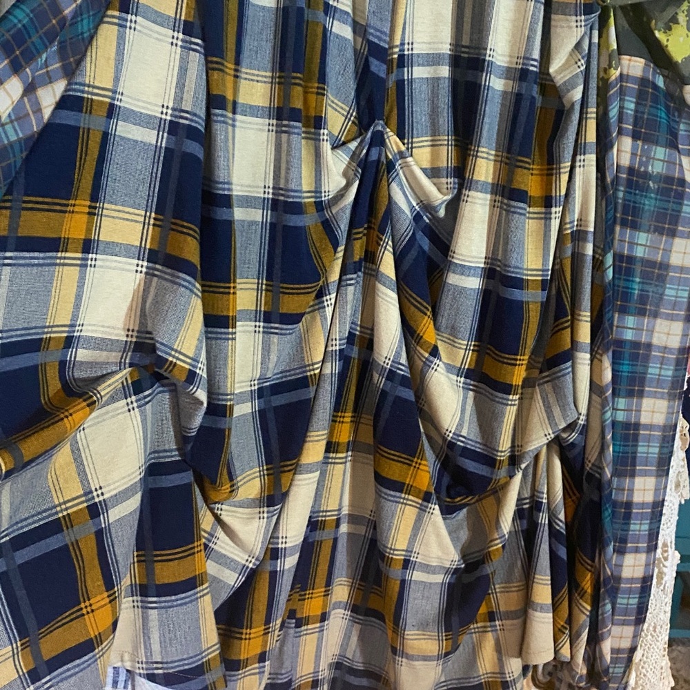 TOV Plaid Multicolor Women's Skirt - Picture 5 of 13